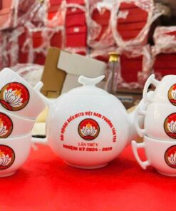 BỘ ẤM TRÀ 04 9 z6871861447863 86561d9f98dadd5e3e87fcd04cc74c20