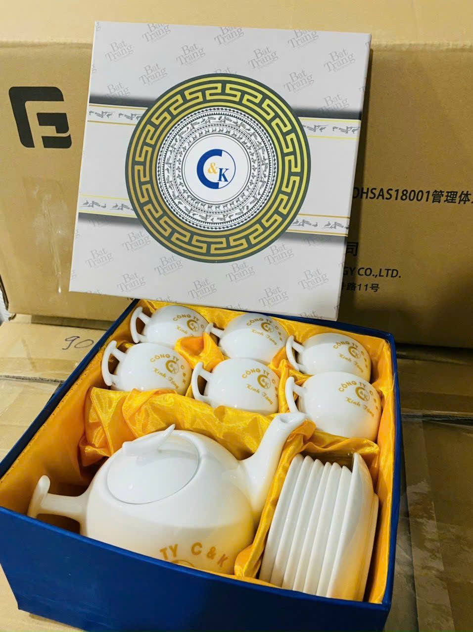 BỘ ẤM TRÀ 03 6 z6871861596529 39258e2ae8140a539a4ea900101ed909