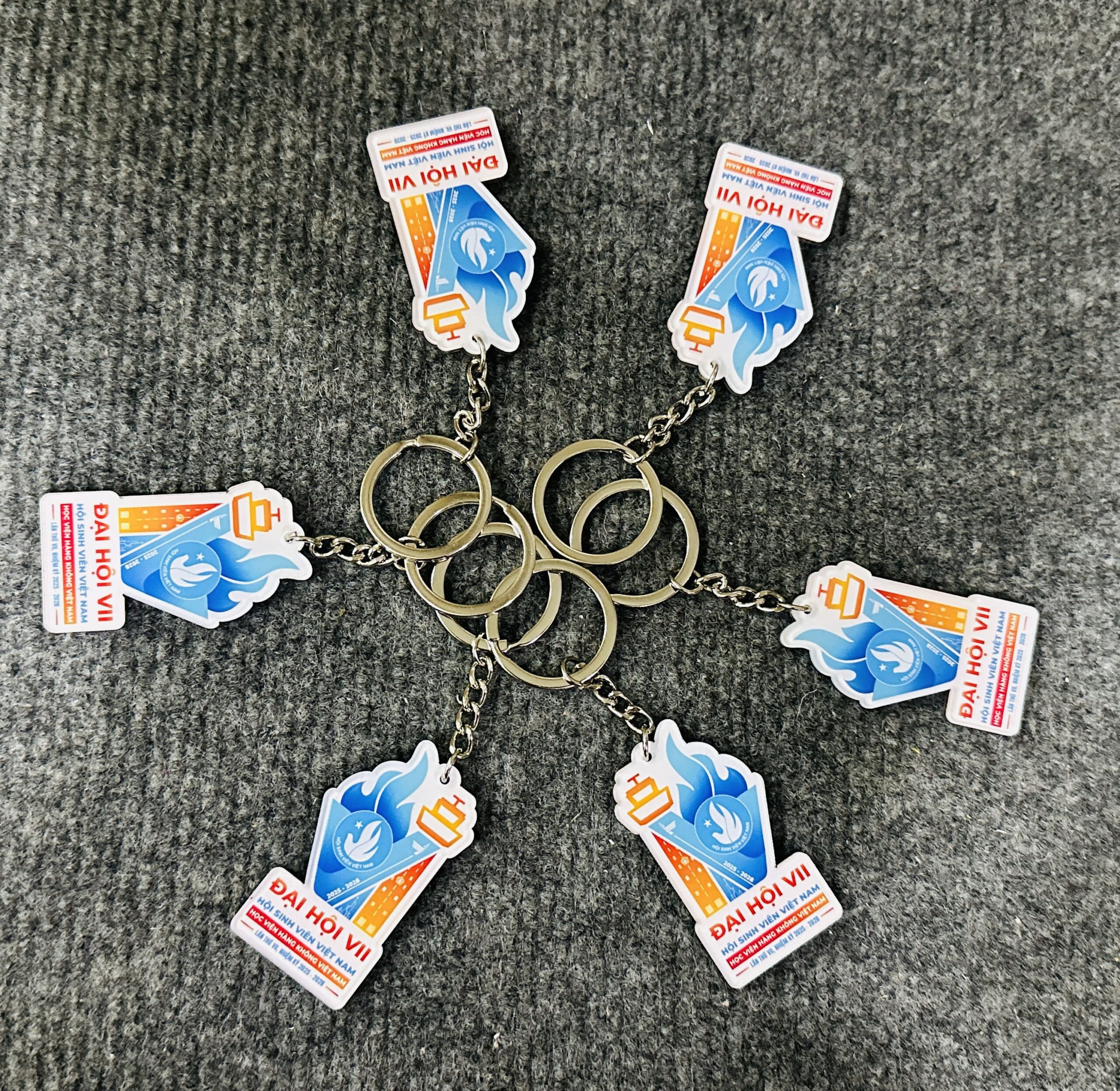 MÓC KHOÁ SẢN XUẤT THEO YÊU CẦU 20 4 IMG 3687 scaled