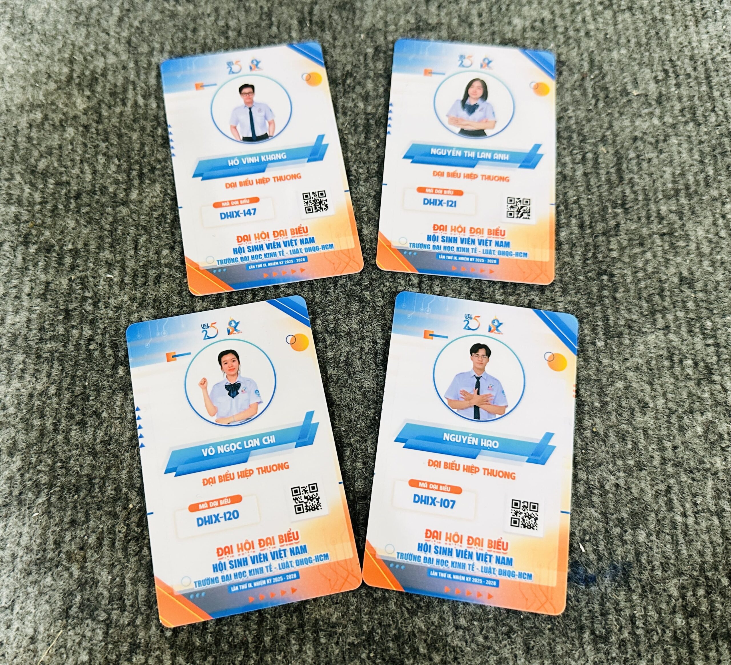 THẺ TÊN NHỰA 14 3 IMG 3706 scaled