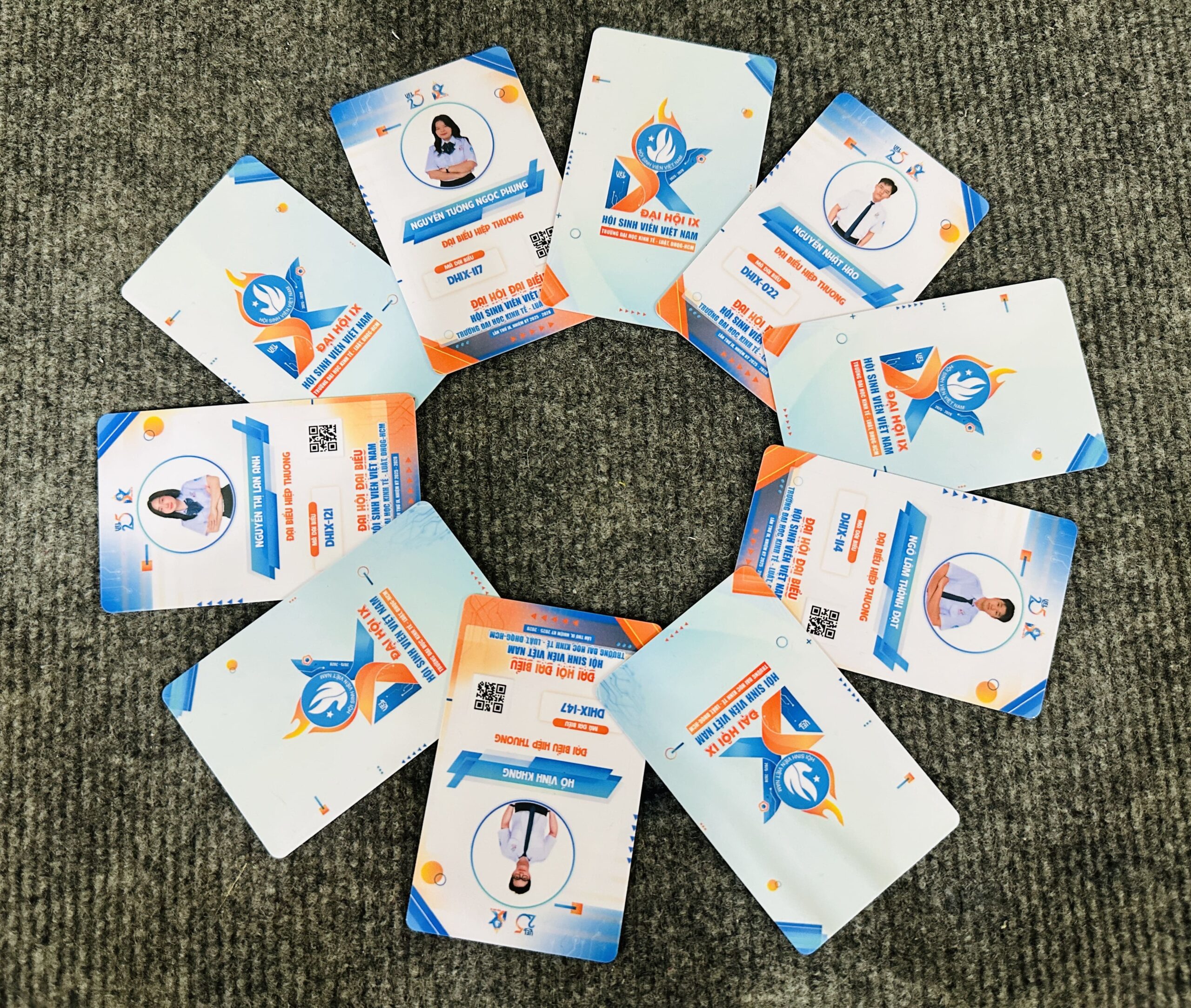 THẺ TÊN NHỰA 14 1 IMG 3708 scaled