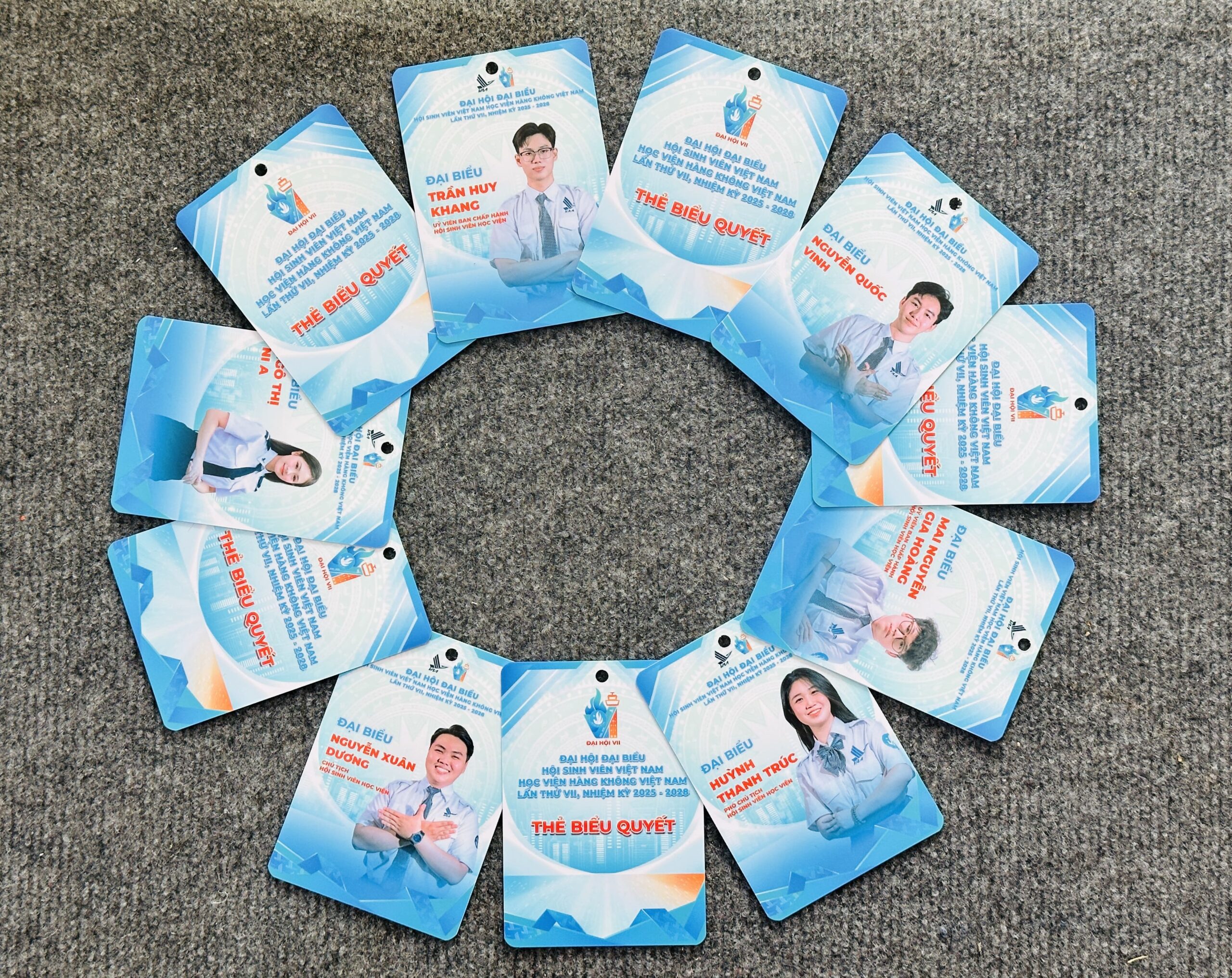 THẺ TÊN NHỰA 15 1 IMG 3737 scaled