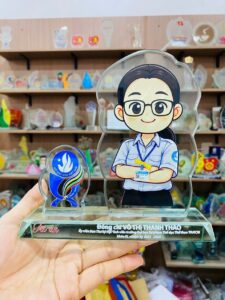 KỶ NIỆM CHƯƠNG CẮT THEO LOGO – THEO MẪU THIẾT KẾ RIÊNG 16 6 IMG 3809