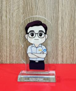 KỶ NIỆM CHƯƠNG CẮT THEO LOGO – THEO MẪU THIẾT KẾ RIÊNG 17 7 IMG 3854