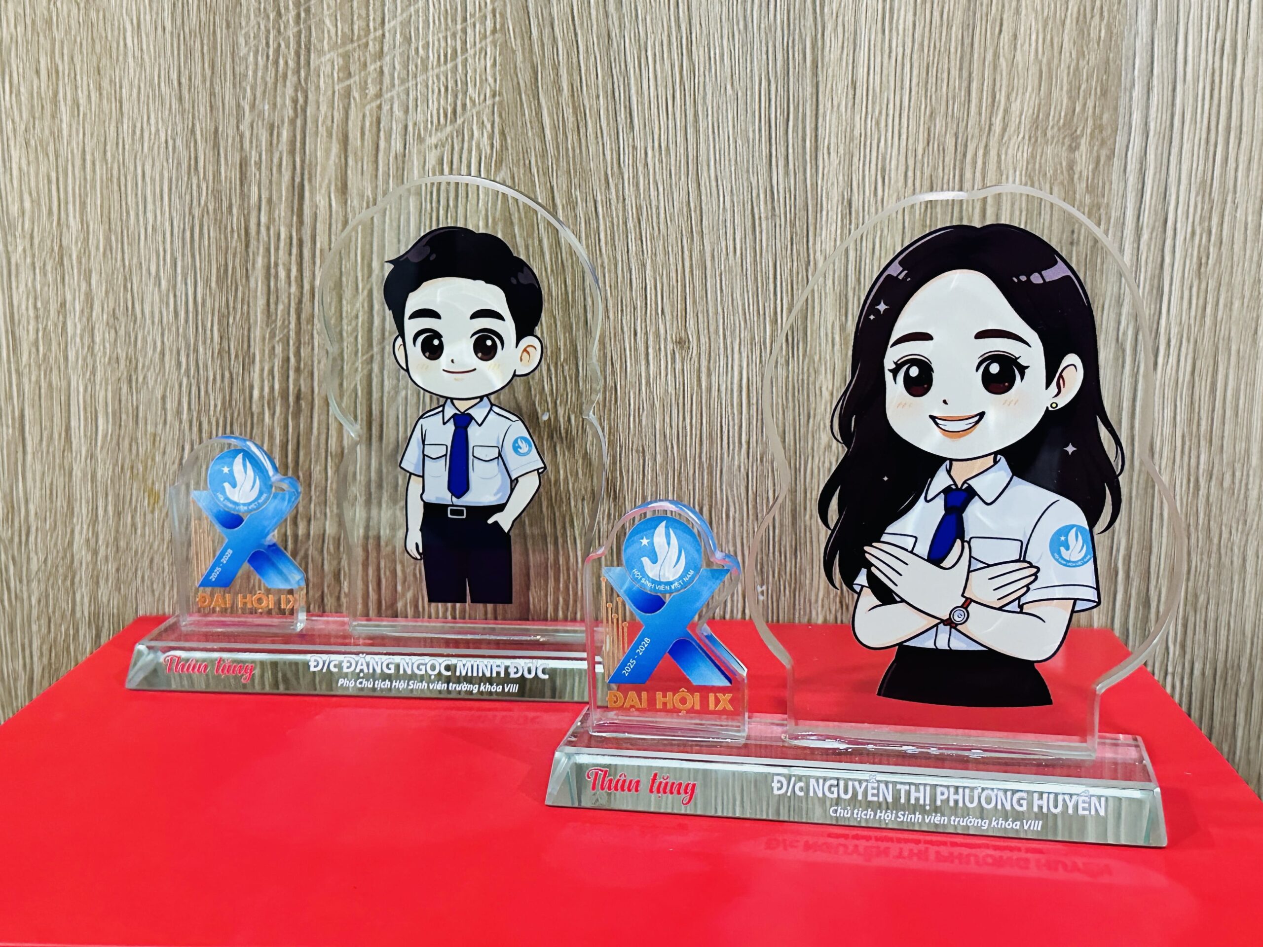 KỶ NIỆM CHƯƠNG CẮT THEO LOGO – THEO MẪU THIẾT KẾ RIÊNG 18 2 IMG 3862 scaled