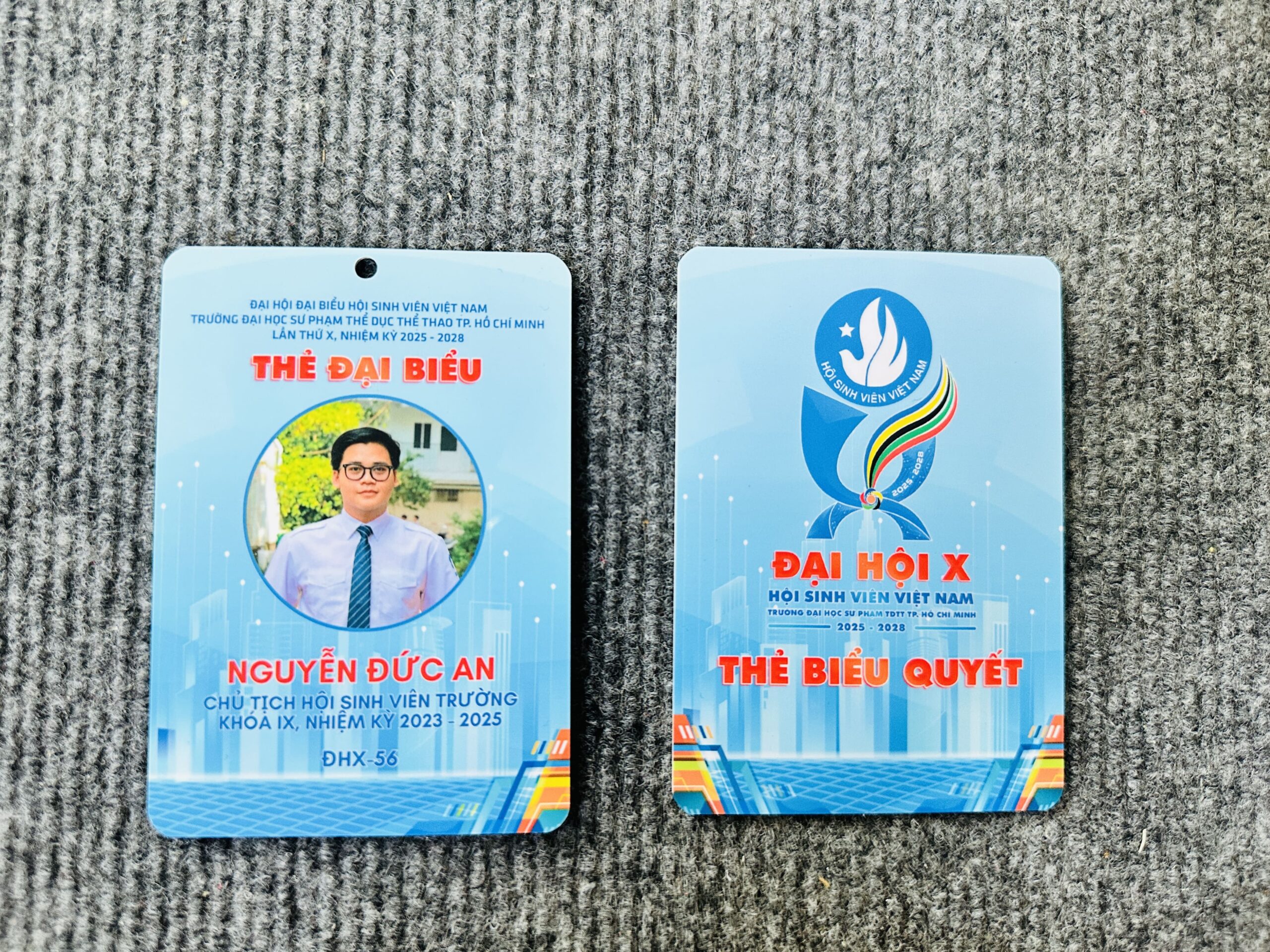 THẺ TÊN NHỰA 16 3 IMG 3912 scaled