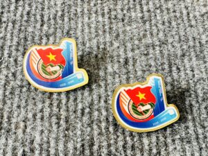 HUY HIỆU SẢN XUẤT THEO YÊU CẦU 22 19 IMG 3983