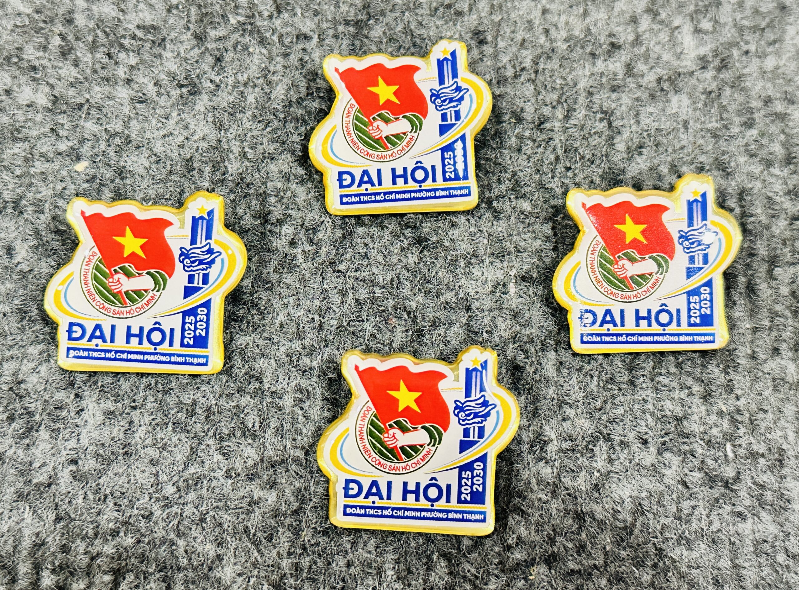 HUY HIỆU SẢN XUẤT THEO YÊU CẦU 22 3 IMG 4004 scaled