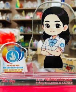 KỶ NIỆM CHƯƠNG CẮT THEO LOGO – THEO MẪU THIẾT KẾ RIÊNG 19 18 IMG 4854