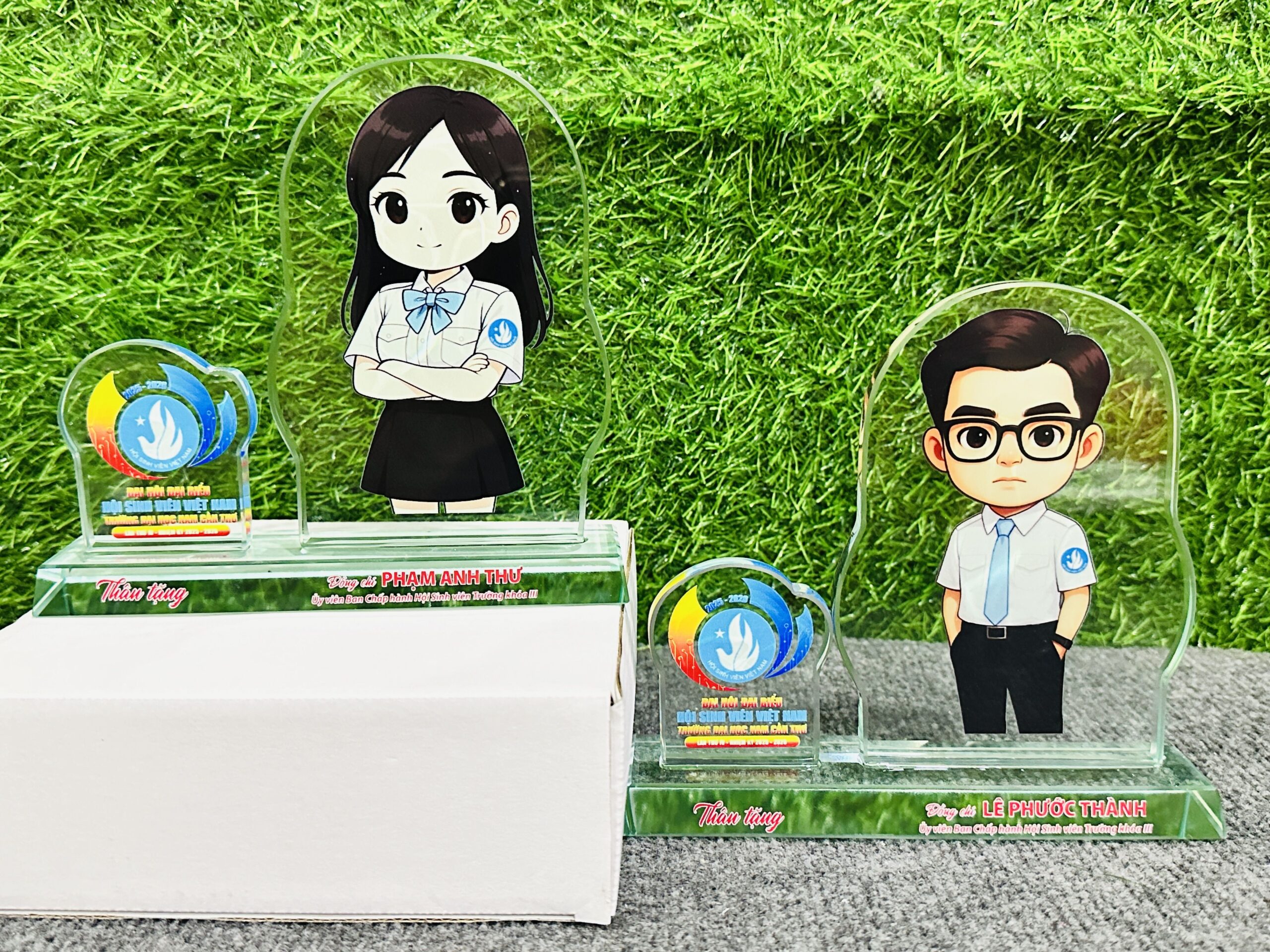 KỶ NIỆM CHƯƠNG CẮT THEO LOGO – THEO MẪU THIẾT KẾ RIÊNG 19 4 IMG 4872 scaled